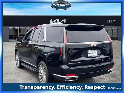 2022 Cadillac Escalade Premium Luxury