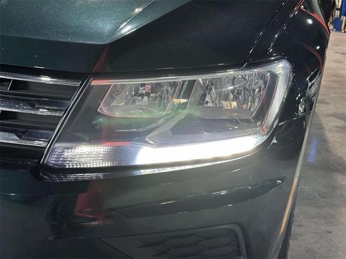 2019 Volkswagen Tiguan 2.0T SE