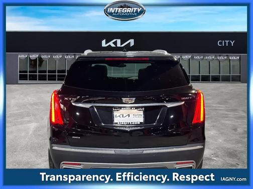 2022 Cadillac XT5 Premium Luxury