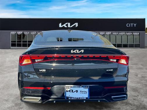 2024 Kia K5 GT-Line