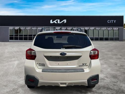 Satin White Pearl 2014 Subaru XV Crosstrek 2.0i Limited