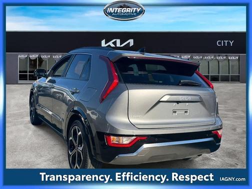 2023 Kia Niro EX Touring