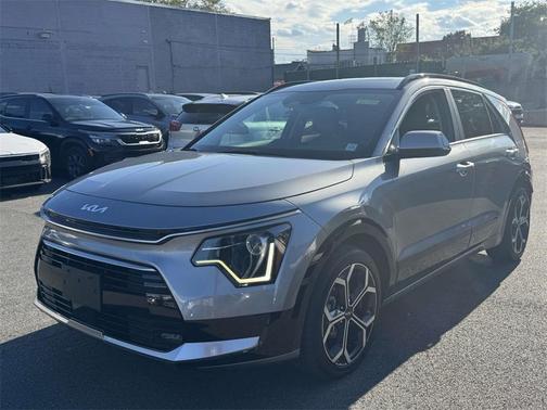 2023 Kia Niro EX Touring