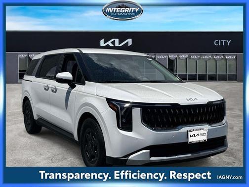 Snow White Pearl 2026 Kia Carnival LXS