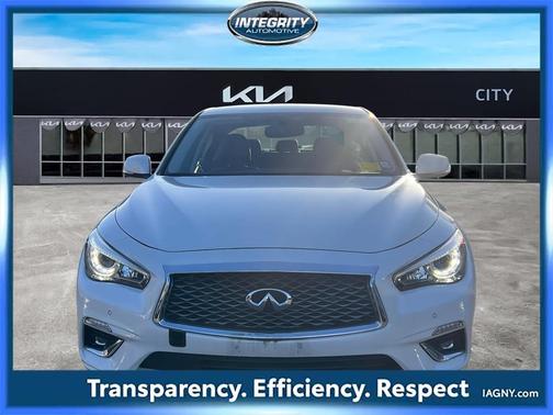 2023 INFINITI Q50 LUXE
