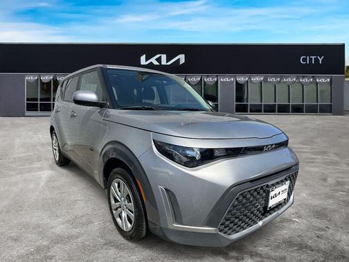 Steel Gray 2023 Kia Soul LX