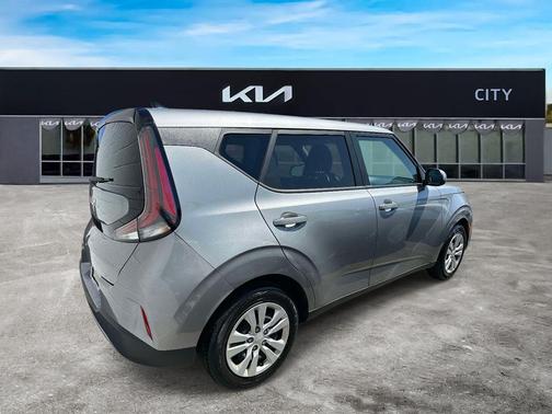 Steel Gray 2023 Kia Soul LX