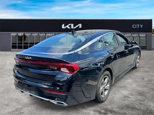 2023 Kia K5 LXS