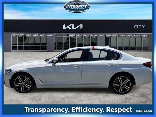 Mineral White Metallic 2023 BMW 530 i xDrive