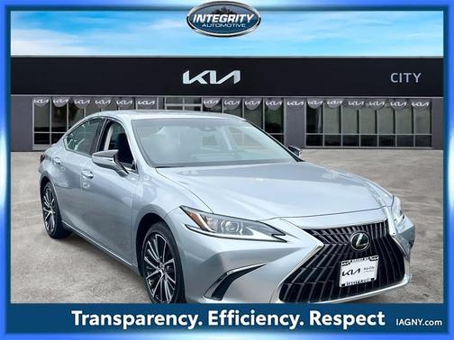 2022 Lexus ES 350 Base