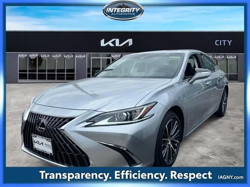 2022 Lexus ES 350 Base