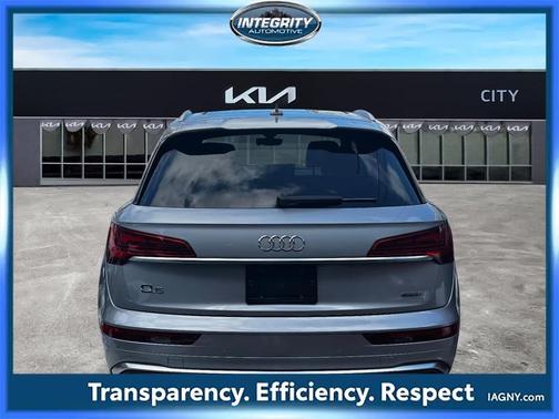 2023 Audi Q5 45 S line quattro Premium