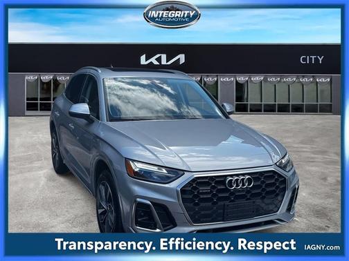 2023 Audi Q5 45 S line quattro Premium
