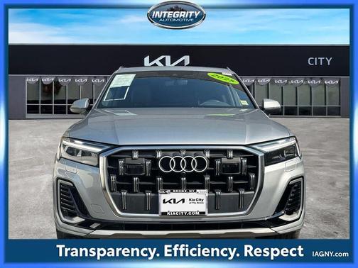 Satellite Silver Metallic 2025 Audi Q7 55 Premium Plus