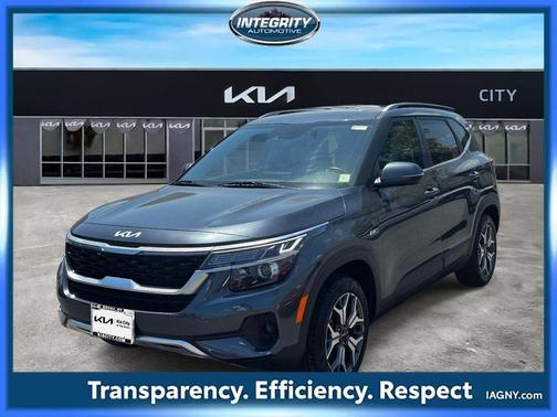 Gravity Gray 2022 Kia Seltos EX