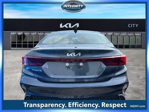 Gravity Gray 2023 Kia Forte LXS