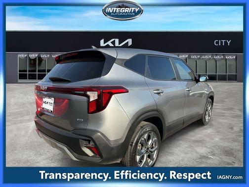Steel Gray 2024 Kia Seltos LX