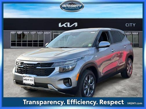 Steel Gray 2024 Kia Seltos LX