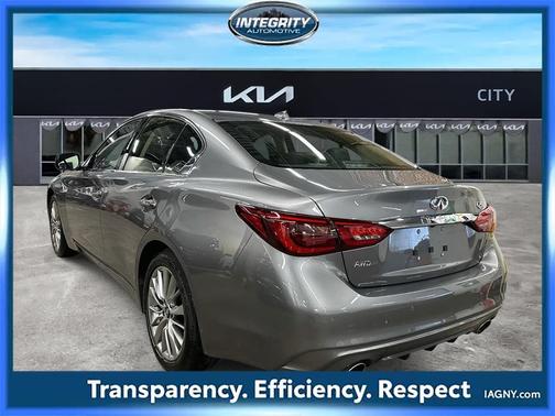 2023 INFINITI Q50 LUXE