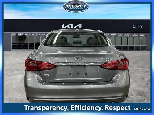 2023 INFINITI Q50 LUXE