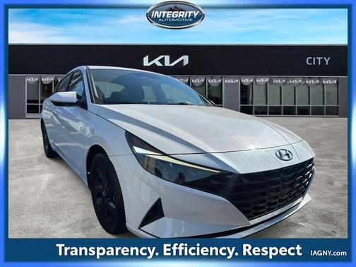 2021 Hyundai ELANTRA SEL