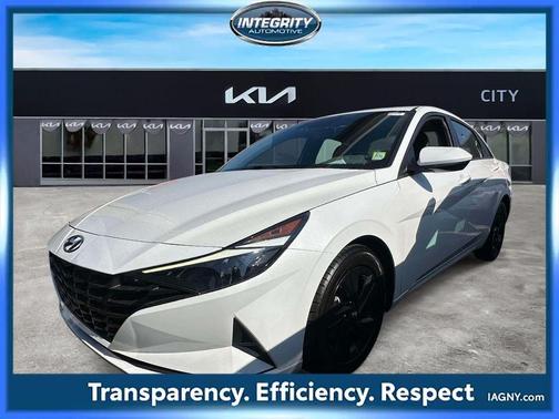 2021 Hyundai ELANTRA SEL