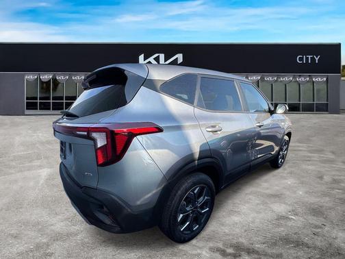 Steel Gray 2024 Kia Seltos LX