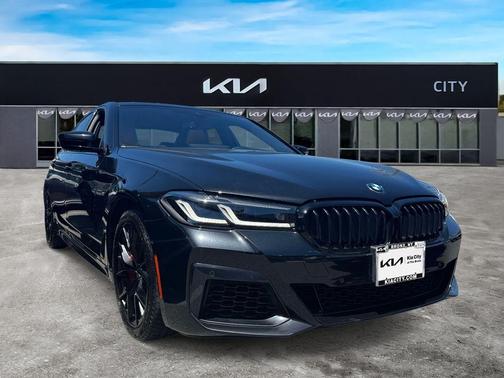Black Sapphire Metallic 2023 BMW 540 i xDrive