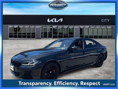 Black Sapphire Metallic 2023 BMW 540 i xDrive
