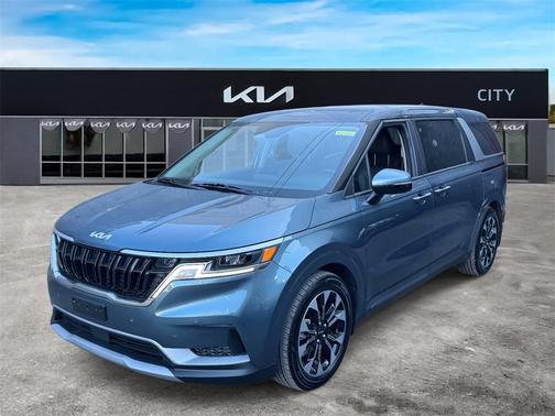 2024 Kia Carnival EX