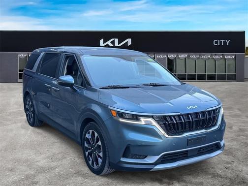 2024 Kia Carnival EX