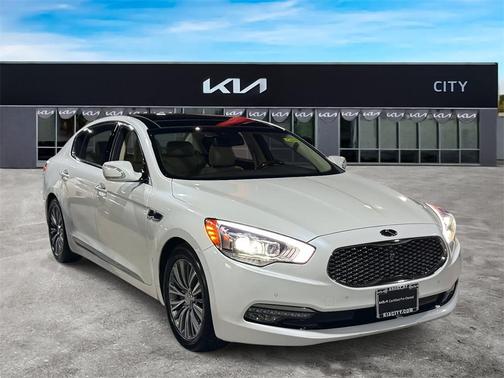 2016 Kia K900 Premium 3.8L