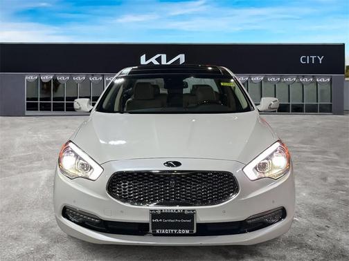2016 Kia K900 Premium 3.8L