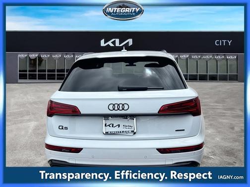 2024 Audi Q5 45 S line quattro Premium