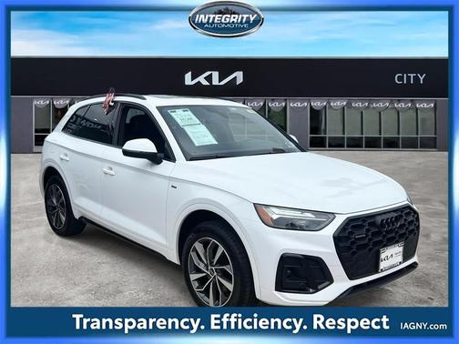 2024 Audi Q5 45 S line quattro Premium