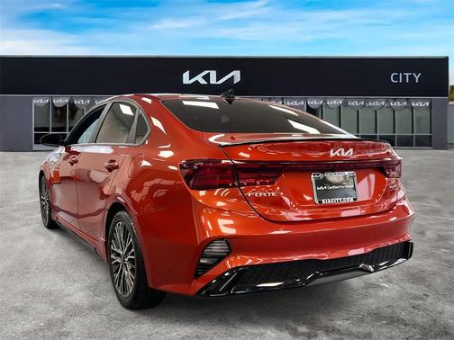 2023 Kia Forte GT-Line