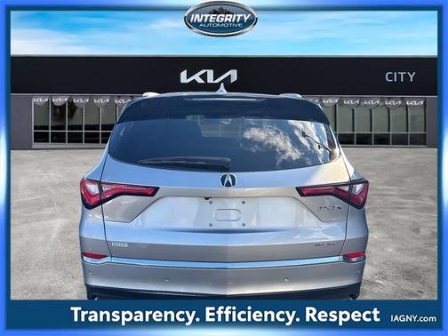 2023 Acura MDX Advance