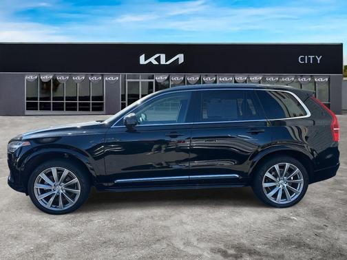 2023 Volvo XC90 B6 Plus 6-Seater