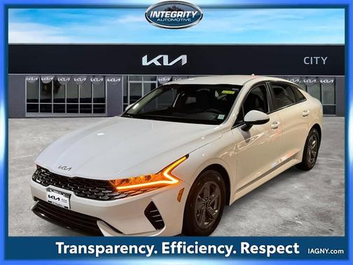 2023 Kia K5 LXS