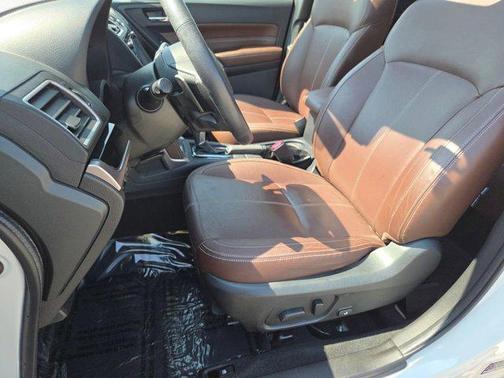 Crystal White Pearl 2018 Subaru Forester 2.0XT Touring