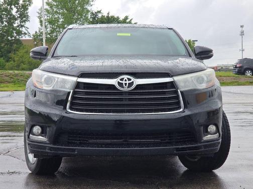 Attitude Black Metallic 2015 Toyota Highlander Limited