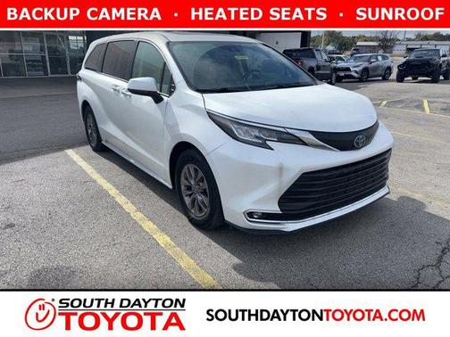 2022 Toyota Sienna XLE 7 Passenger