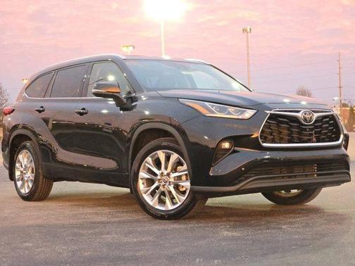 2023 Toyota Highlander Limited