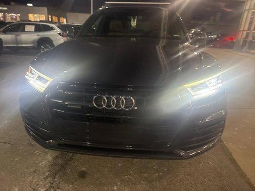 2019 Audi Q5 2.0T Premium Plus