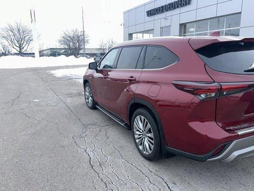 2024 Toyota Highlander Platinum