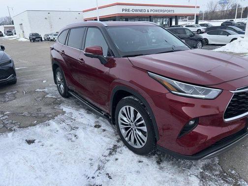 2024 Toyota Highlander Platinum