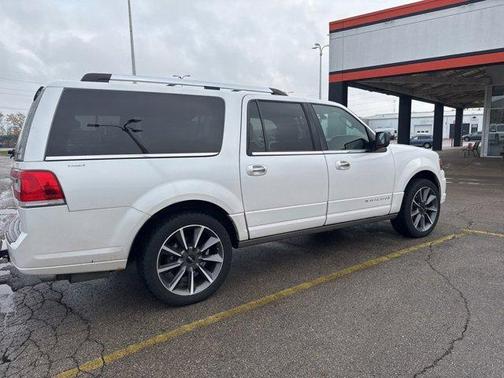 2016 Lincoln Navigator L Reserve