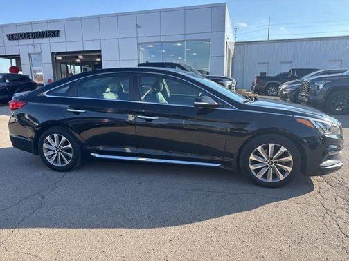 2016 Hyundai SONATA Sport