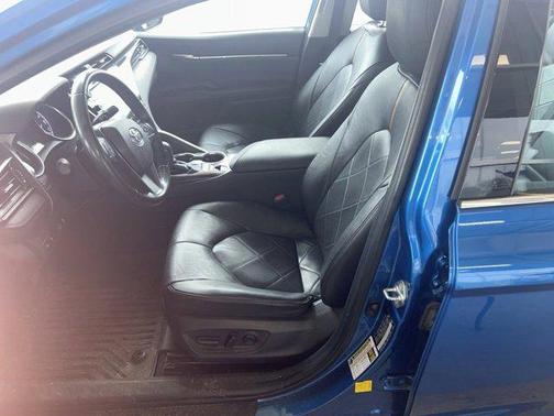 2019 Toyota Camry XLE