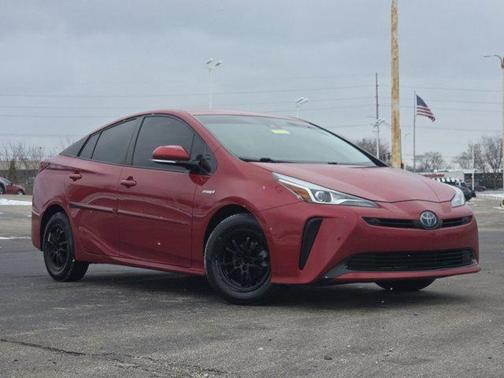 2019 Toyota Prius LE